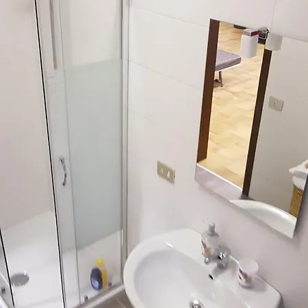 Nido Center Iv Apartment *